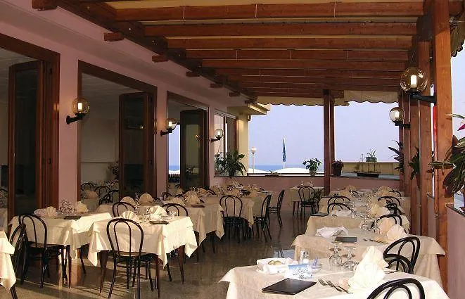 **  Hotel Ideale Varazze Italia